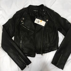 Memeber’s only leather jacket